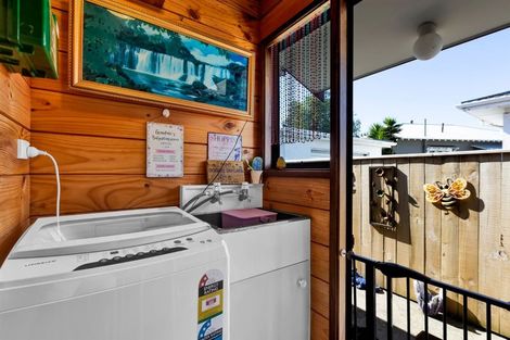 Photo of property in 4 Surrey Street, Hawera, 4610