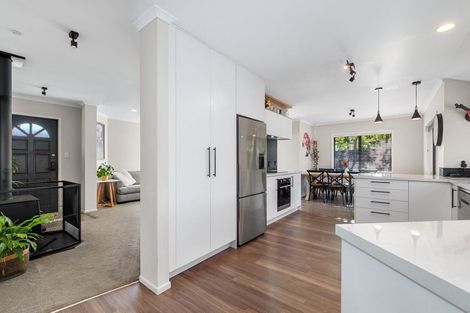 Photo of property in 17 Andalusian Place, Papamoa Beach, Papamoa, 3118