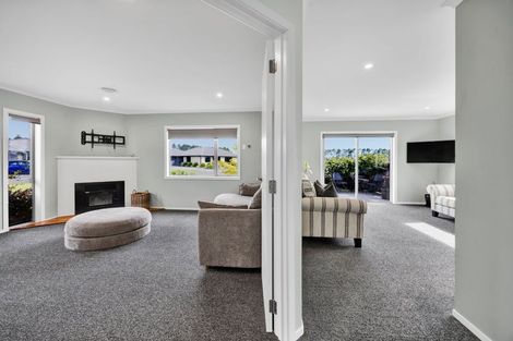 Photo of property in 7 Mercade Close, Stratford, 4332