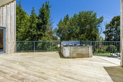 Photo of property in 174 Bawden Road, Dairy Flat, Albany, 0792