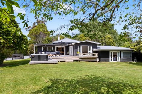 Photo of property in 327 Point Wells Road, Point Wells, Warkworth, 0986