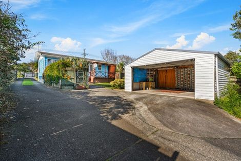 Photo of property in 1/12 Cresta Avenue, Beach Haven, Auckland, 0626
