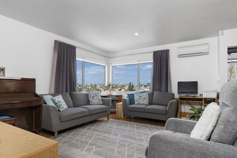 Photo of property in 213 Bellevue Road, Bellevue, Tauranga, 3110