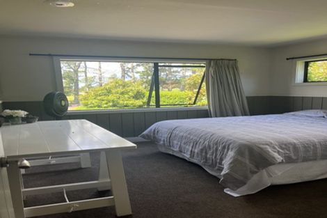 Photo of property in 48 Tawa Road, Kumeu, 0891