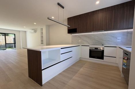 Photo of property in 140d Edgewater Drive, Pakuranga, Auckland, 2010