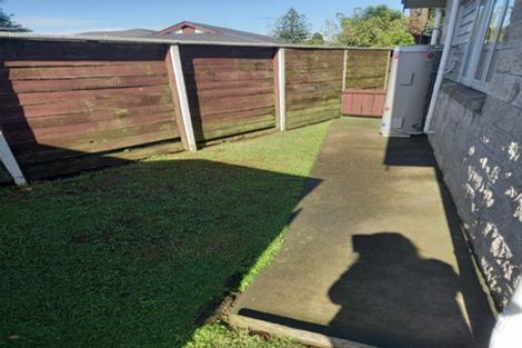 Photo of property in 11 Holden Place, Manukau, Auckland, 2025