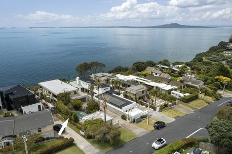Photo of property in 119 Churchill Road, Rothesay Bay, Auckland, 0630