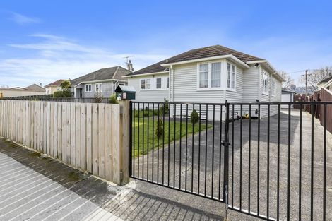 Photo of property in 17 Hewer Crescent, Naenae, Lower Hutt, 5011