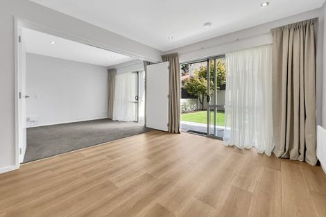 Photo of property in 3a/71 Spencer Road, Oteha, Auckland, 0632