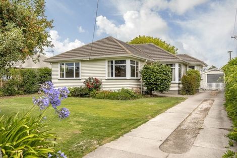Photo of property in 69 Epsom Road, Sockburn, Christchurch, 8042