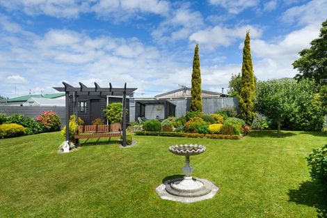 Photo of property in 12 Dewe Avenue, Feilding, 4702