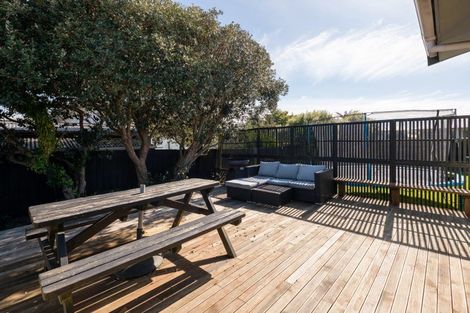 Photo of property in 11 Browning Crescent, Owhata, Rotorua, 3010