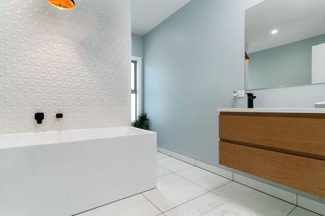 Photo of property in 15 Mcdonald Way, Lansdowne, Masterton, 5810