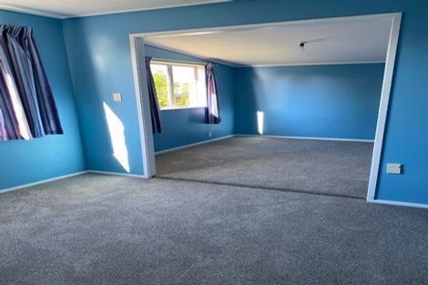 Photo of property in 18 Simcox Street, Otaki Beach, Otaki, 5512