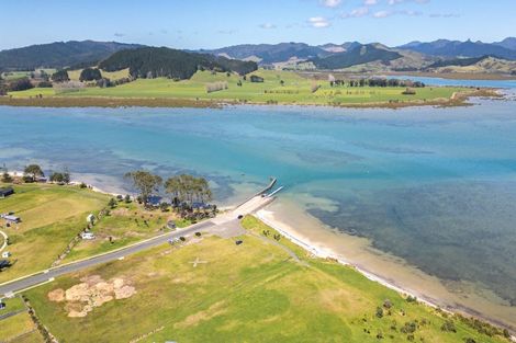 Photo of property in 174 Harbour Drive, Matarangi, Whitianga, 3592