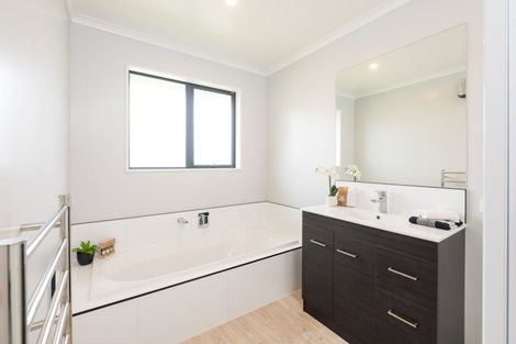 Photo of property in 2 Rembrandt Drive, Springlands, Blenheim, 7201