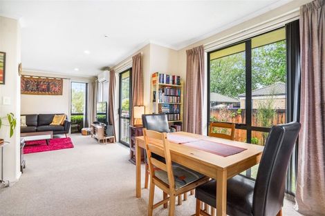 Photo of property in 6 Archer Court, Hamilton East, Hamilton, 3216