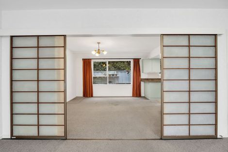 Photo of property in 33 Hewitts Road, Merivale, Christchurch, 8014