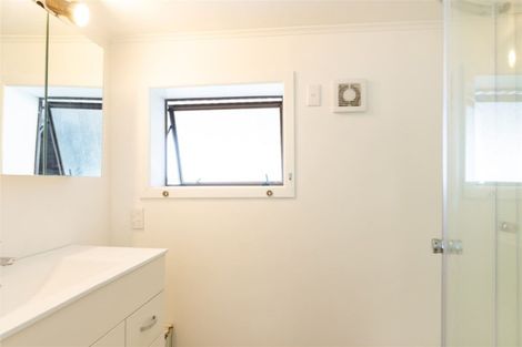 Photo of property in 29 Stott Avenue, Birkdale, Auckland, 0626