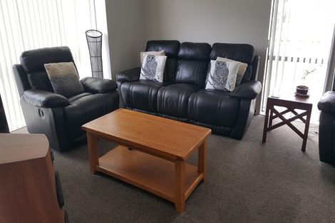 Photo of property in 49 Treestump Road, Takanini, 2112