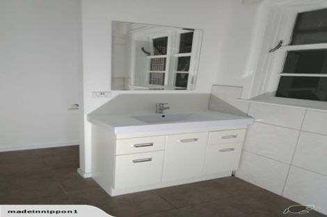 Photo of property in 51 Hawker Street, Mount Victoria, Wellington, 6011