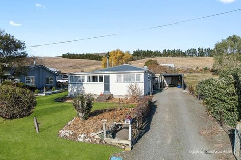 Photo of property in 23 Oxford Street, Waikari, 7420