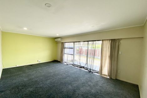 Photo of property in 2/39 Ashlynne Avenue, Papatoetoe, Auckland, 2025