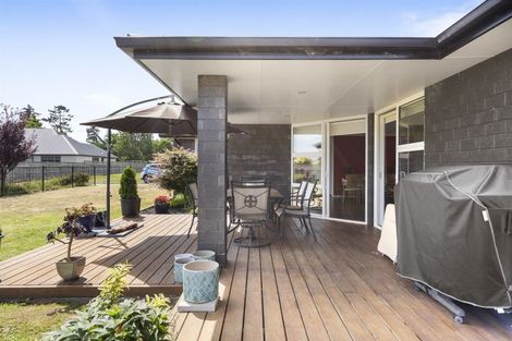 Photo of property in 6 Plescher Crescent, Leamington, Cambridge, 3432