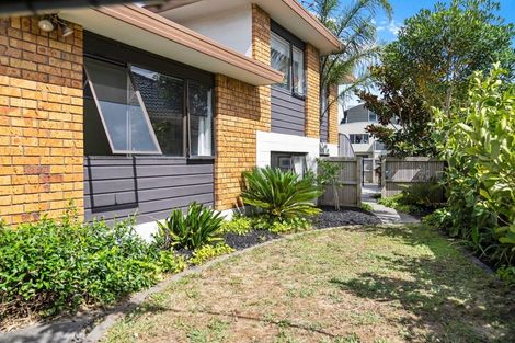 Photo of property in 11 Sutherland Avenue, Mount Maunganui, 3116