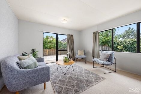 Photo of property in 2/11 Bauchop Road, Waterloo, Lower Hutt, 5011