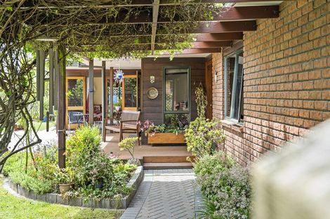 Photo of property in 71 Taylor Street, Cambridge, 3434