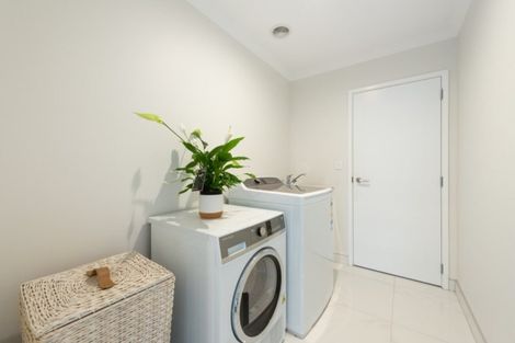 Photo of property in 9 Rotomanu Place, Pyes Pa, Tauranga, 3112