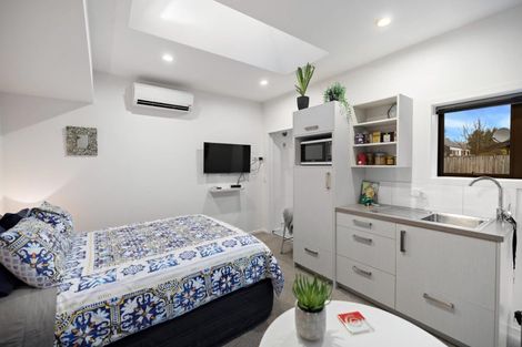 Photo of property in 75 Mcdonnell Road, Arrowtown, 9302