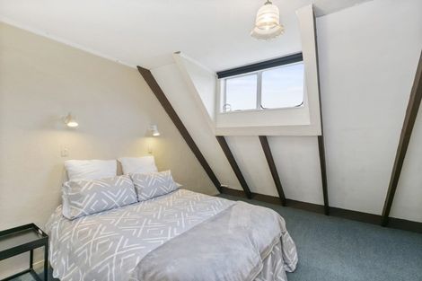 Photo of property in 31-33 Mana Avenue, Titahi Bay, Porirua, 5022