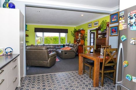 Photo of property in 1012 Heretaunga Street East, Parkvale, Hastings, 4122