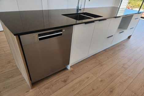 Photo of property in 44 Kahawairahi Drive, Beachlands, Auckland, 2018