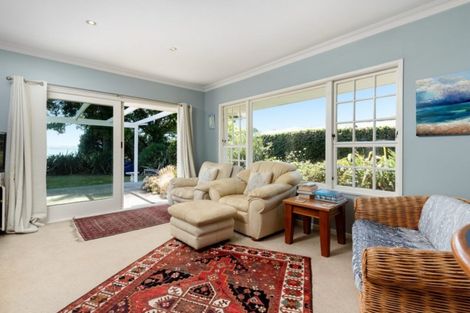 Photo of property in 25 Walnut Grove, Omokoroa, 3114