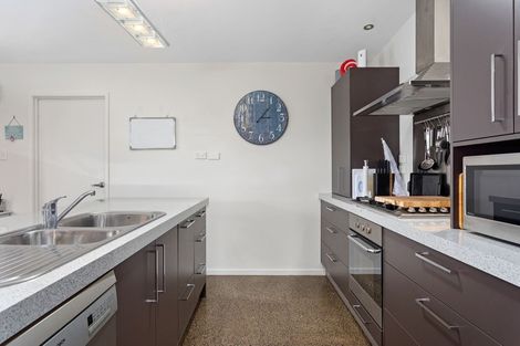 Photo of property in 32c Ohuirehe Road, Coastlands, Whakatane, 3120