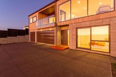 Photo of property in 8 Francis Mill Grove, Westmorland, Christchurch, 8025