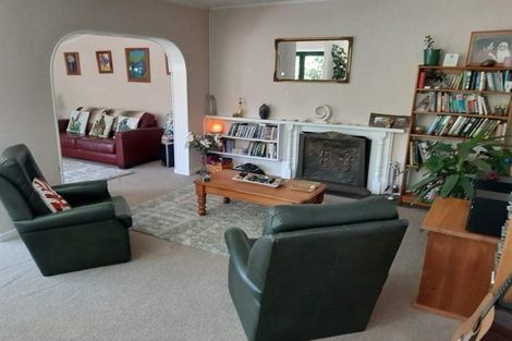 Photo of property in 25 Burns Road, Hospital Hill, Napier, 4110