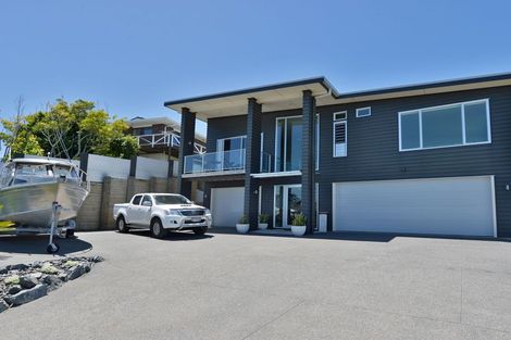 Photo of property in 27 Doves Bay Road, Kerikeri, 0294