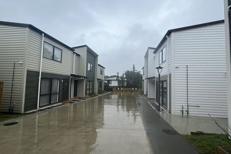 Photo of property in 15 Matukutureia Lane, Manurewa, 2102