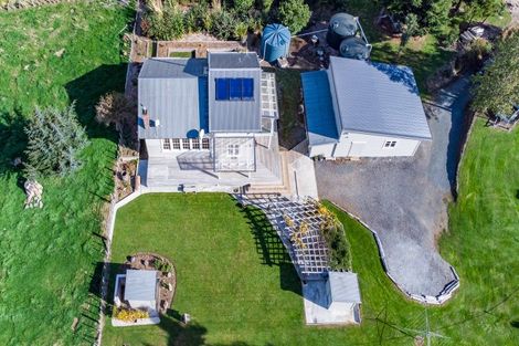 Photo of property in 10122 State Highway 1, Taihape, 4795