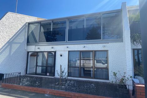 Photo of property in 455 Marine Parade, Napier South, Napier, 4110