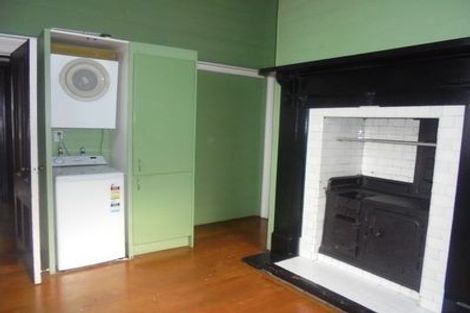 Photo of property in 7a Hawker Street, Mount Victoria, Wellington, 6011