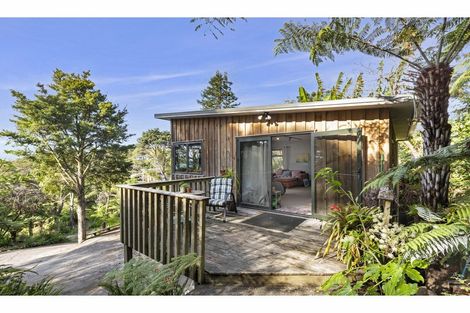 Photo of property in 104 Greenslade Road, Raglan, 3295