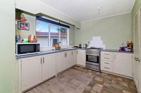 Photo of property in 5 Bronte Place, Owhata, Rotorua, 3010
