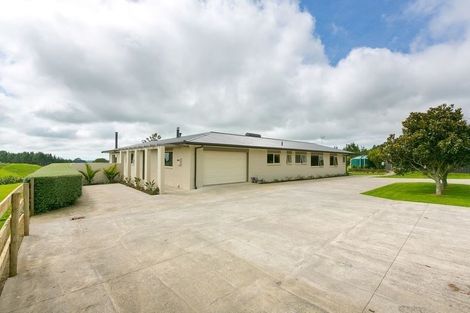 Photo of property in 457 Upland Road, Tarurutangi, New Plymouth, 4372