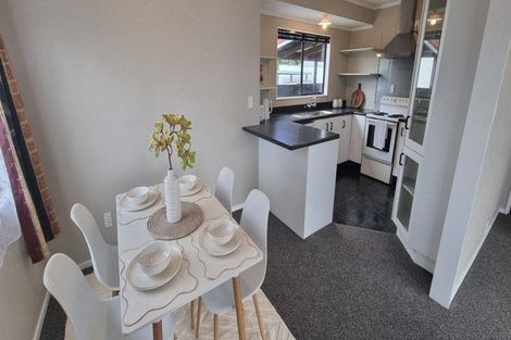 Photo of property in 47a Aquarius Drive, Kawaha Point, Rotorua, 3010