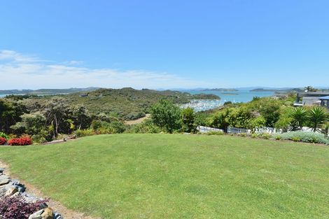 Photo of property in 27 Doves Bay Road, Kerikeri, 0294